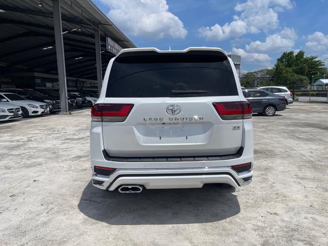 2023 Toyota LANDCRUISER 3.5 ZX (A) - 5