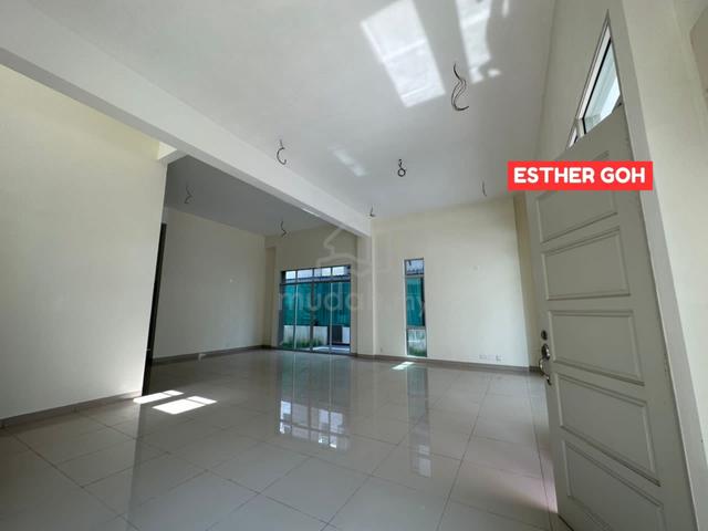Royale height 3 storey bungalows for sales,bukit tambun,bukit minyak 1