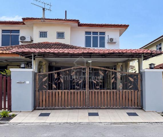 ENDLOT & FULLY RENOVATED Double Storey Taman Semenyih Mewah 1