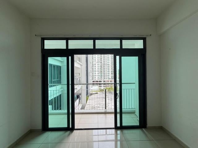 The Promenade 1