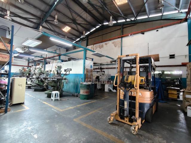 1000 Amp Cf 17874sf Semi D Corner Miel Industrial Seksyen 16 Shah Alam 1