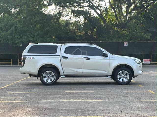 2022 Isuzu D-MAX 3.0 BLUE POWER (A) - 5