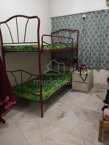 Desa pandan block g share room 1