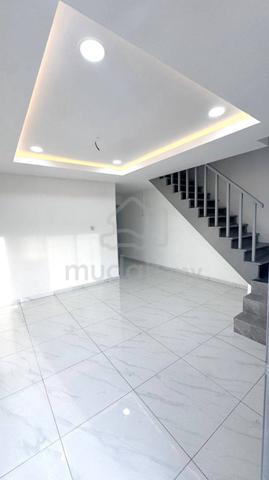 Double Storey Freehold |Taman Ayer Bemban Kulai| Renovated | Full Loan 1