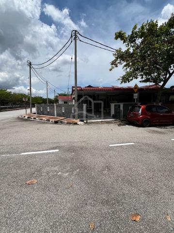 1sty Corner Lot Taman Halaman Indah, Jawi, Pulau Pinang 1