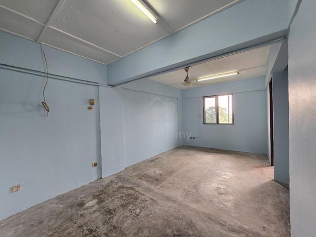 Flat PKNS Seksyen 19 Shah Alam 1