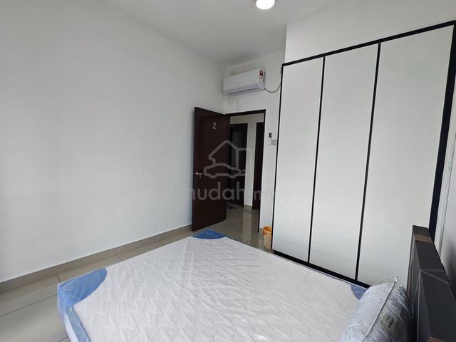 Twin danga Perling middle room for rent 1