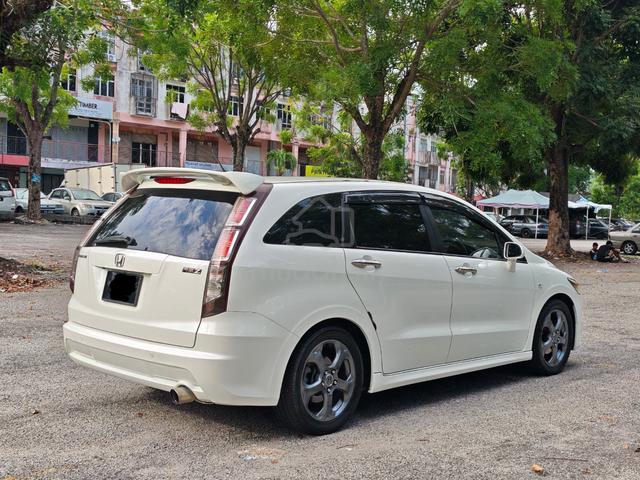 Honda STREAM 1.8 i-VTEC RSZ 2010 (A) Sunroof Spec - 5