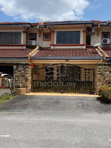 Double storey link house prima saujana kajang 1
