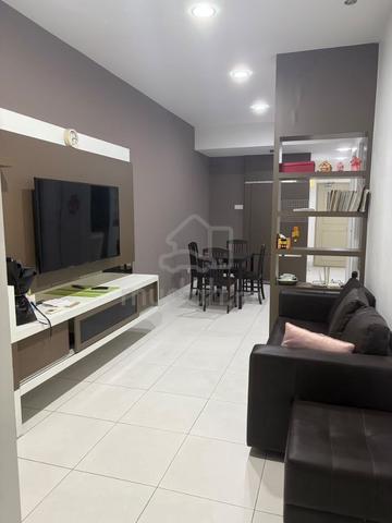 Akademik Suite 1