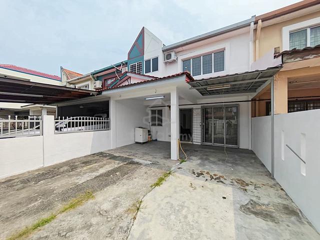 Newly Paint Double Storey Terraced House For Sale, Taman Kinrara 4 TK4 1