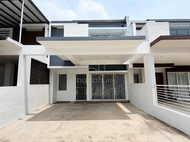 2.5 Storey Terrace Country Villas Resort Orna Near Ayer Keroh Mitc 1