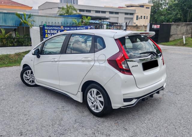 2015 Honda JAZZ 1.5 E (A) RS Body Kit Premium Mode - 2