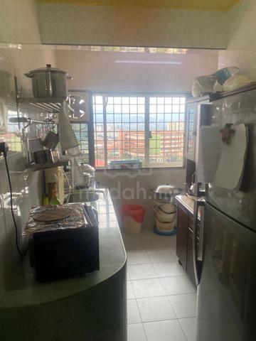 Cozy, well maintained corner unit flat available for sales!! 1