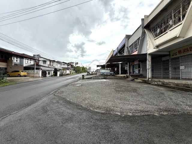 GROUND FLOOR Shoplot, JLN CHAWAN 3