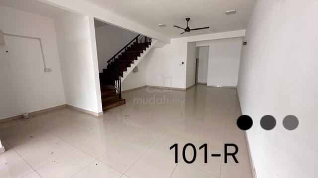 Bukit raja Cogan 2sty 20*70sqft Basic unit for sale 1