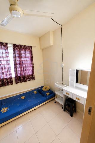 small room 1