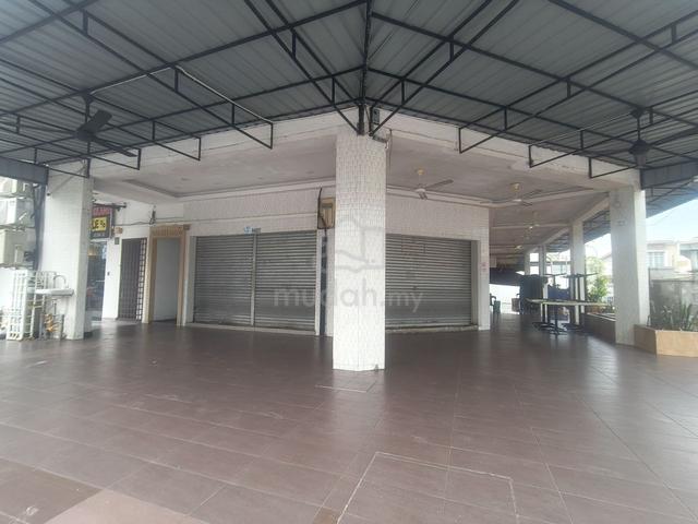 JALAN MUTIARA EMAS, MOUNT AUSTIN, 3-Storey Shop Lot FOR RENT 1