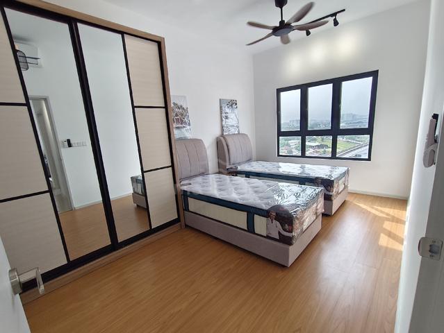 Master twin sharing Jernih Residence link to MRT Jernih female ladies 1