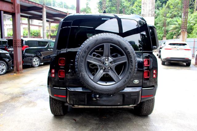 2021 Land Rover DEFENDER 2.0 110 P300 SE (A) - 4