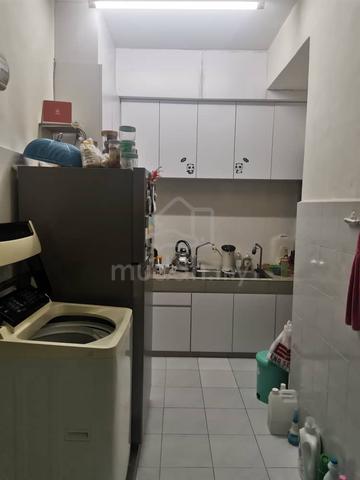 Putra Indah Apartment 1