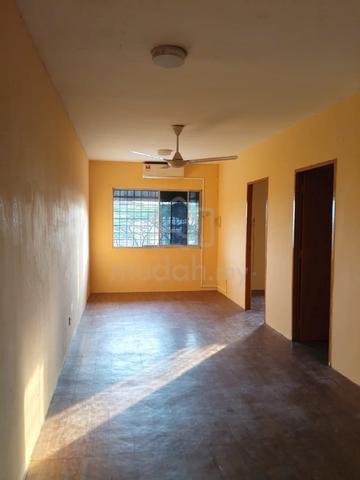 Apartment Lestari (Damansara Damai) 1