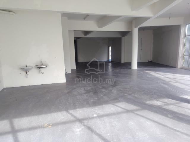 Corner2nd floor Shop Office Kawasan Perniagaan Kiara Semenyih For Rent 1