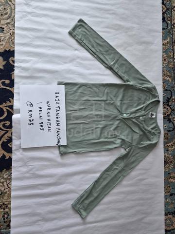 Jualan Borong 16 Helai Baju Wanita Harga - photo 6 of 6