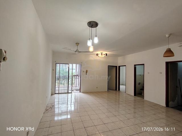 Bayu Puteri Condominium 1