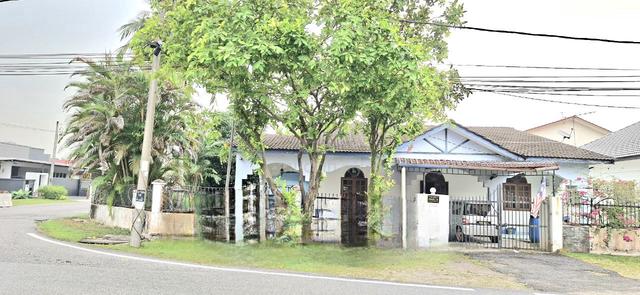 Banglo Setingkat,Kg Batu Muda,Sentul,KL [ CORNER LOT ) 1