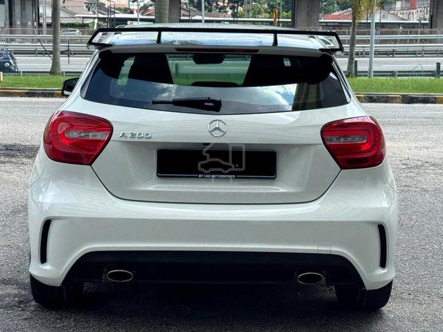 2015 Mercedes Benz A200 AMG CBU 1.6 W176 CAM HBACK - 4