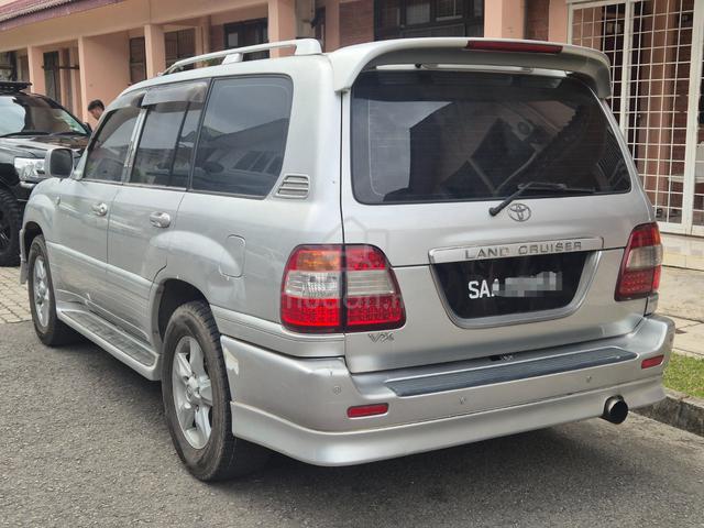 2000 Toyota LANDCRUISER 4.2 VX HDJ101K (A) - 2