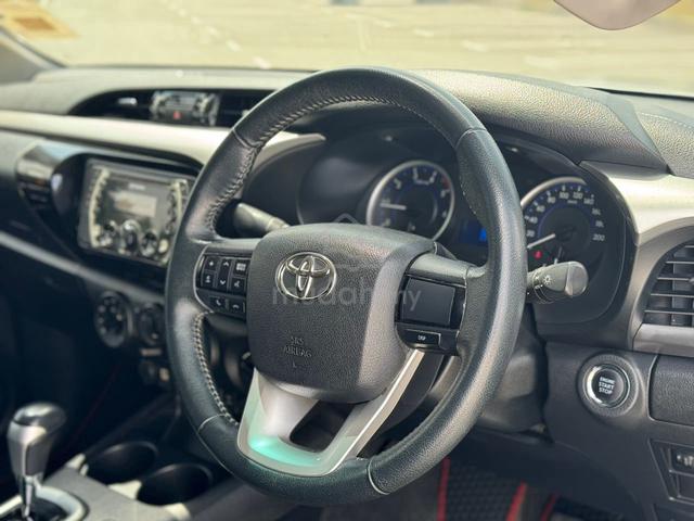 2018 Toyota HILUX 2.4 G (A) Ori Paint Electric Sts - 5