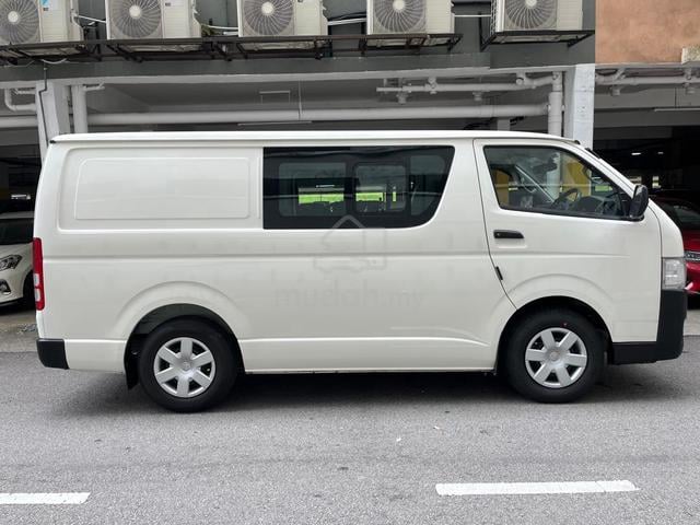 2023 Toyota HIACE 2.5 (M) SEMI PANEL VAN - 5