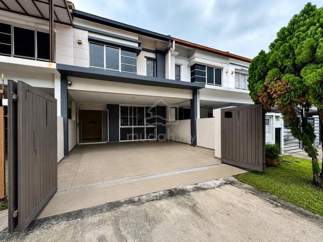 PARTIALLY FURNISHED 2 Storey Terrace Setia Indah 12 Setia Alam 1