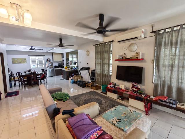 Taman Sutera | Seberang Jaya Renovated 2-Storey Corner with Extra Land 1