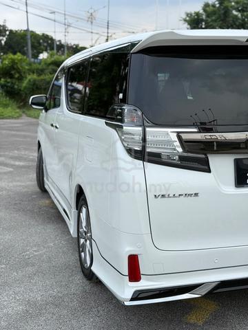 2017 Toyota VELLFIRE 2.5 Z GOLDEN EYES AGH30R (A) - 4