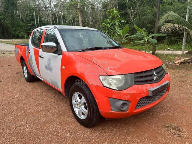 2010 Mitsubishi TRITON 2.5 NA 4X2 Manual - 1