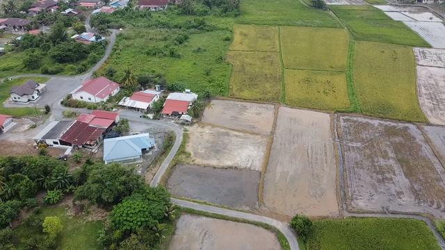 Tanah Belakang Taman Desa Halban, Jejawi, Perlis 1