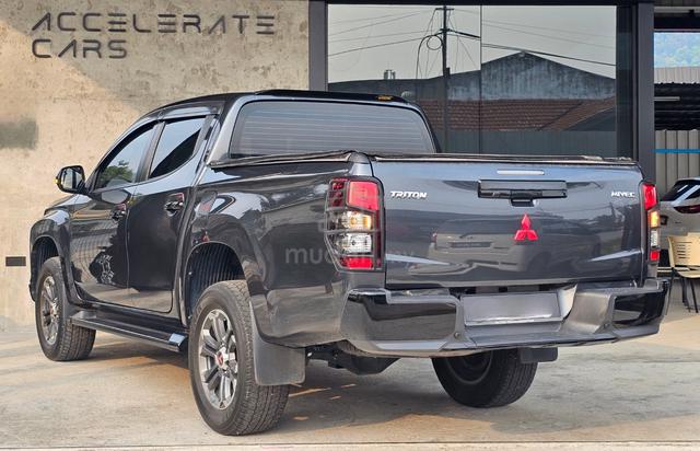 2022 Mitsubishi TRITON 2.4 VGT Premium Full loan - 4