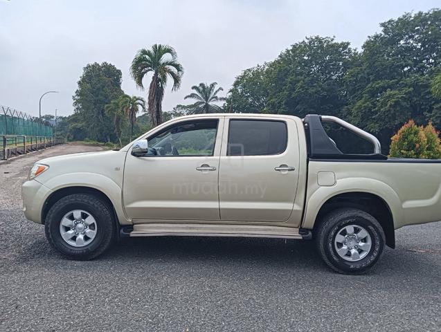 2007 Toyota HILUX 2.5 G MY05 KUN25R (A) - 1