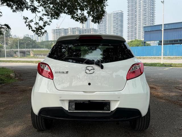 2012 Mazda 2 1.5 V (A) HATCHBACK/ANDRIOR PLAYER - 4