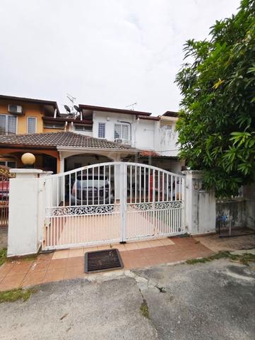 Double Storey Bandar Kinrara BK 4 Puchong for Sale Freehold BK4 MURAH 1