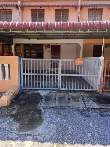 Rumah teres setingkat di kawasan taman mewah Tambun 1