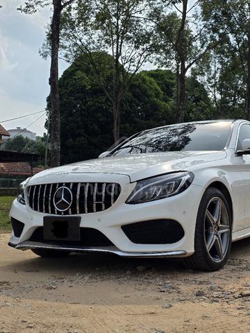 2018 M.Benz C-CLASS 4 matic 2.0 200 AMG LINE (CBU) - 1