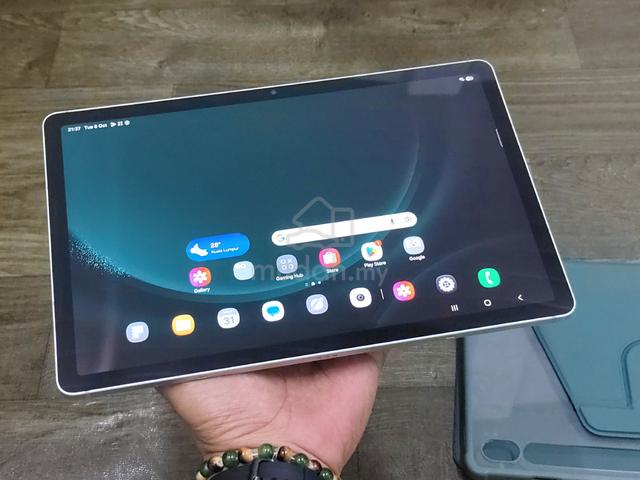 Samsung tab s9 fe 8/256 wifi - photo 3 of 5