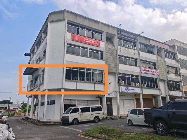 1st Floor Corner Office at Pending Court near ICOM Square 1