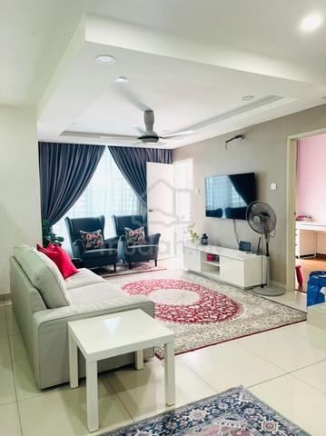 Townhouse + Gated + Fully furnish TAMAN SABHA IMPIAN KAJANG 1