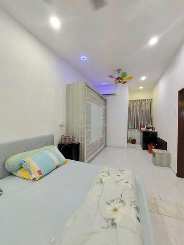 Mount Austin, JP Perdana Single Storey House For Sale!!! Full Reno!!! 1