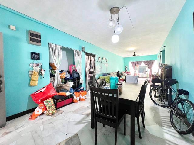 Sri Intan 1 1